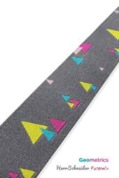 Zeige Details für 3m Rolle Webband HerrSchneider - 20mm breit, Geometrics auf grau Bild von 3m Rolle Webband HerrSchneider - 20mm breit, Geometrics auf grau