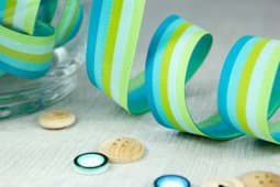 Zeige Details für 3m Rolle Webband Design by Farbenmix, 20mm breit, stripes water Bild von 3m Rolle Webband Design by Farbenmix, 20mm breit, stripes water