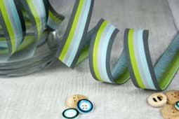 Zeige Details für 1m Webband Design by Farbenmix, 20mm breit, stripes mountain Bild von 1m Webband Design by Farbenmix, 20mm breit, stripes mountain