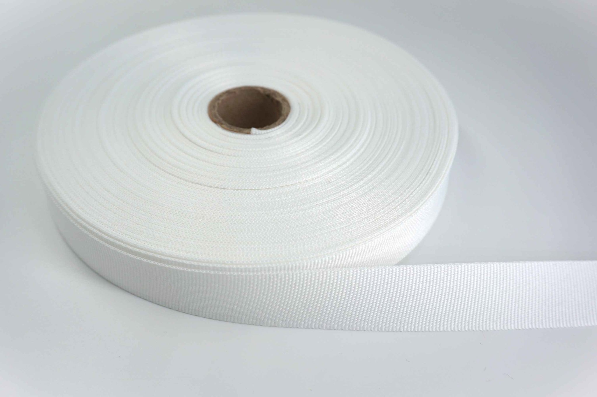 Bild von 50m Rolle Ripsband / Einfassband aus Polyester - 20mm breit - weiß