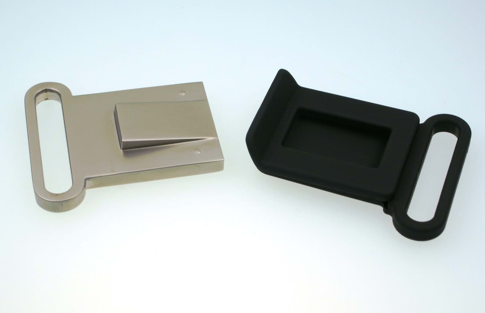 Bild von Steckschließer für 40mm breites Gurtband - schwarz / silber - 1 Stück