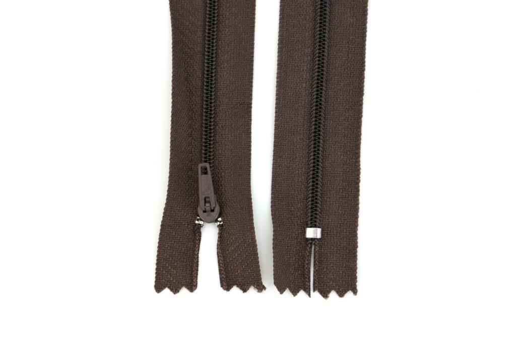 Reißverschluss - 40cm lang - Farbe: dunkelbraun - 10 Stueck