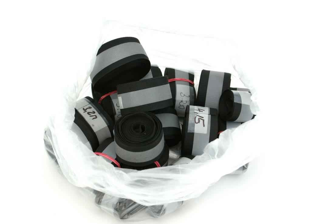 Restpostenbox 30mm breites reflektierendes Band / Reflektorband - schwarz - 35m